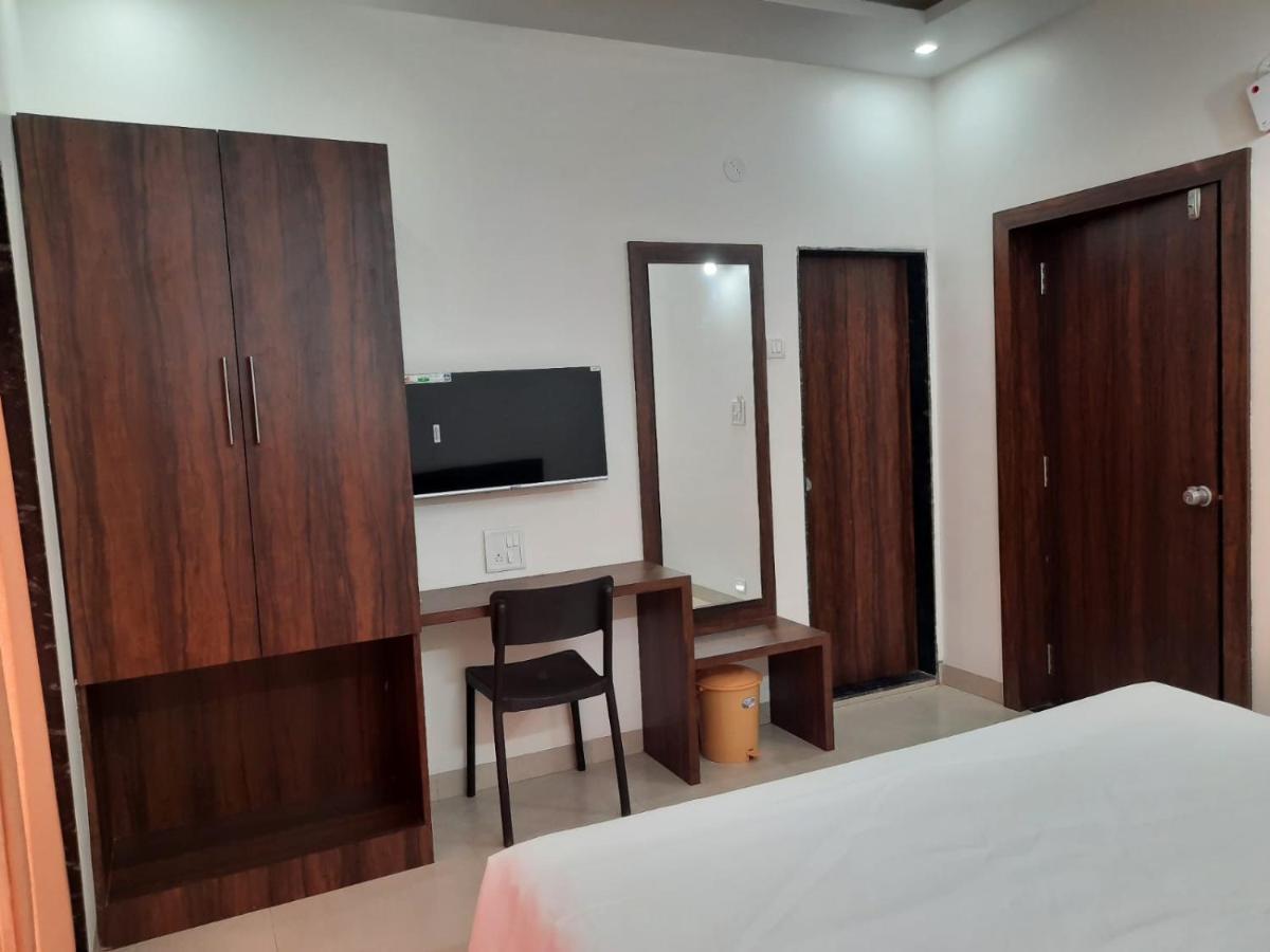 Raapan Beach Resort Малван Экстерьер фото